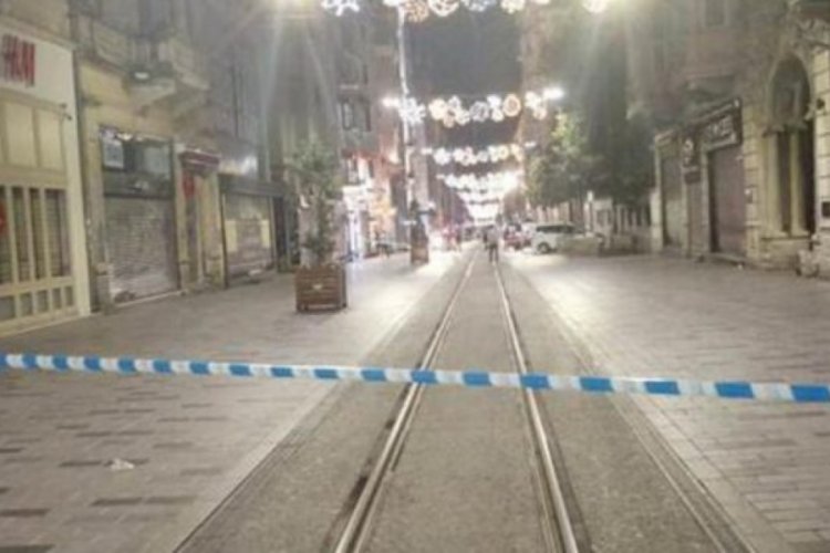 İstiklal Caddesi'nde ş&uuml;pheli paket alarmı