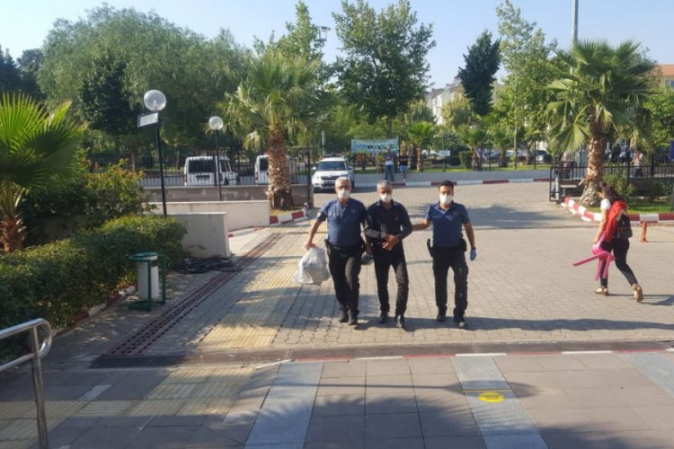 Birlikte alkol aldığı arkadaşını &ouml;ld&uuml;rd&uuml;