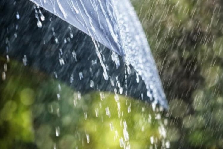 Meteorolojiden 8 ile g&ouml;k g&uuml;r&uuml;lt&uuml;l&uuml; sağanak yağış uyarısı