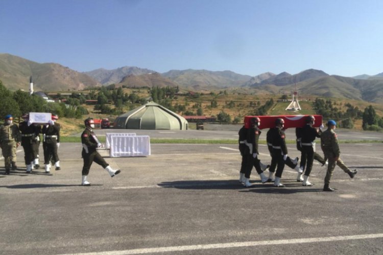 Hakkari şehidi 2 asker memleketlerine uğurlandı