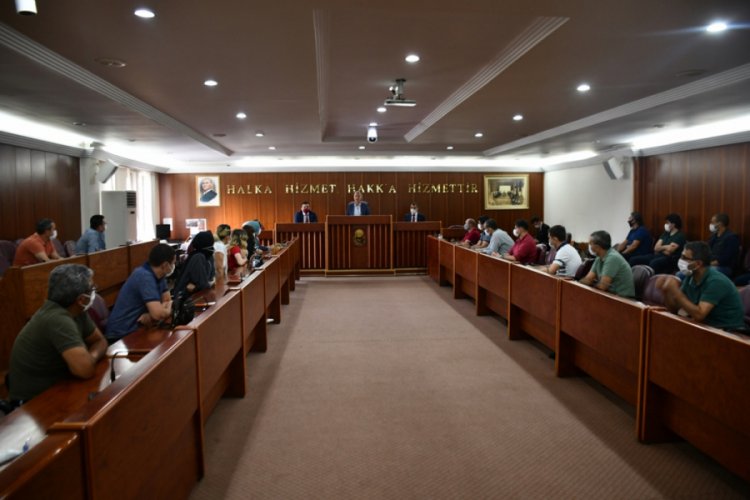 Bursa İneg&ouml;l Belediye Başkanı Taban ruhsat denetim personeliyle buluştu