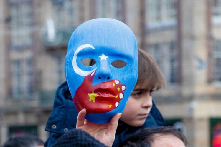 Britanya M&uuml;sl&uuml;manlar Konseyinden Uygur T&uuml;rkleri i&ccedil;in &Ccedil;in'e karşı eylem &ccedil;ağrısı