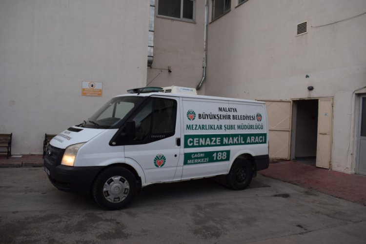 S&uuml;t sağarken elektrik akımına kapılan şahıs &ouml;ld&uuml;