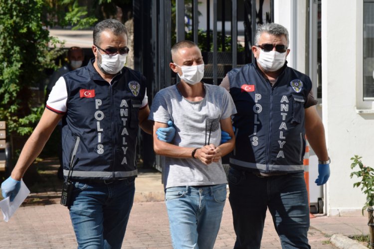Annesini İstanbul'a taşınmadığı i&ccedil;in &ouml;ld&uuml;rm&uuml;ş