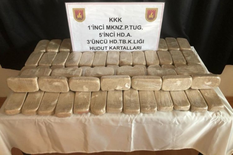 Hudut hatlarında zehir tacirlerine ge&ccedil;it yok