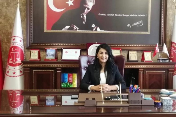 Bursa Gemlik'te Başsavcı Hilal Bozdağ g&ouml;reve başladı
