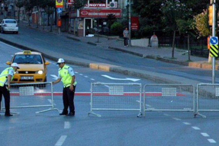 İstanbul'da Ayasofya'nın a&ccedil;ılışı i&ccedil;in kapatılacak yollar a&ccedil;ıklandı