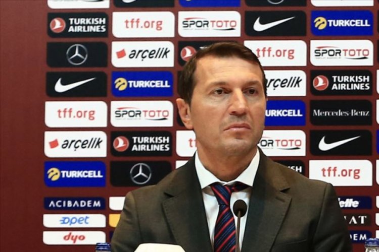 A Milli Futbol Takımı'nın yardımcı antren&ouml;r&uuml; Bayram Bektaş g&ouml;revinden ayrıldı