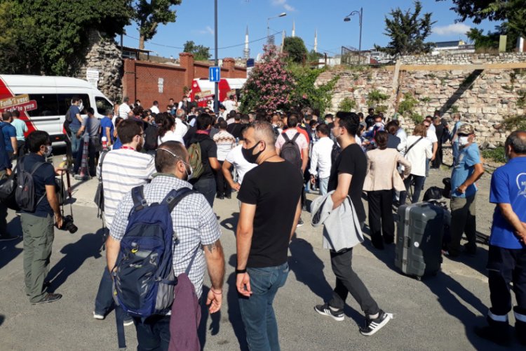 Ayasofya'nın a&ccedil;ılışına yerli ve yabancı basından yoğun ilgi