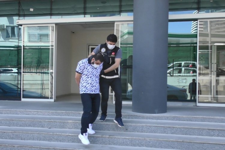 Bursa polisi uyuşturucu tacirlerine g&ouml;z a&ccedil;tırmıyor! 5 g&ouml;zaltı