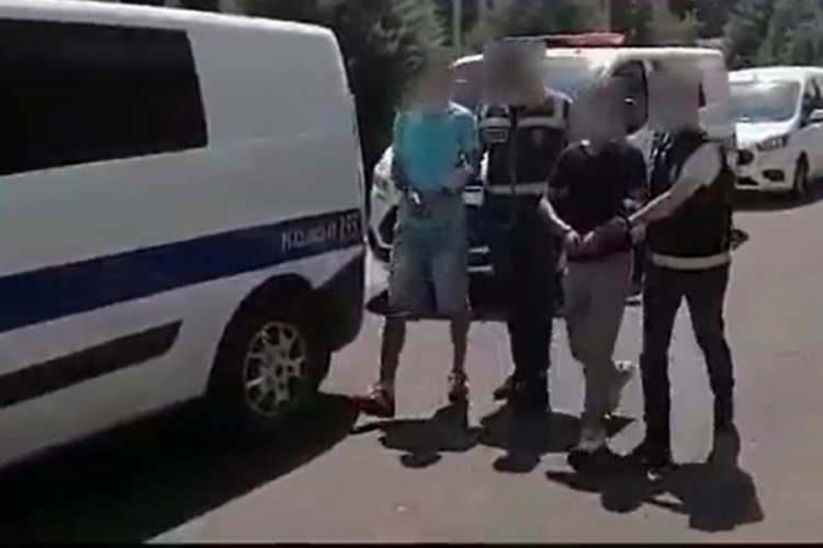 Oto hırsızlık &ccedil;etesine b&uuml;y&uuml;k vurgun
