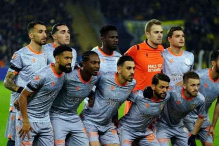 Başakşehir şampiyonluk yemeğinde bir araya geldi