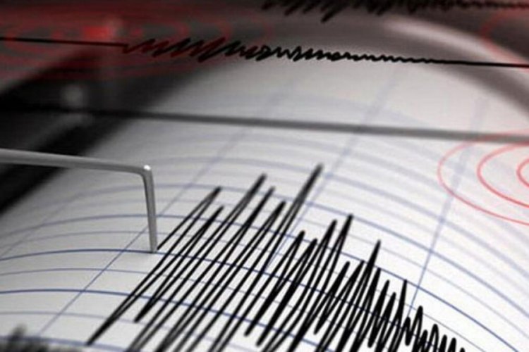 G&ouml;k&ccedil;eada'da 4,2 b&uuml;y&uuml;kl&uuml;ğ&uuml;nde deprem!