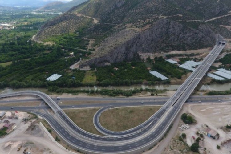 T&uuml;rkiye'nin 'en pahalı yolu' bug&uuml;n a&ccedil;ılıyor