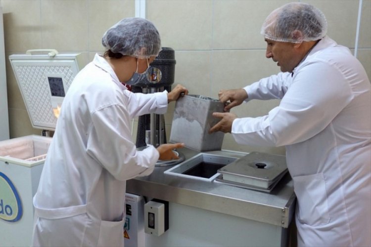 Bursa'da &uuml;niversitenin dondurması yoğun talep g&ouml;r&uuml;yor