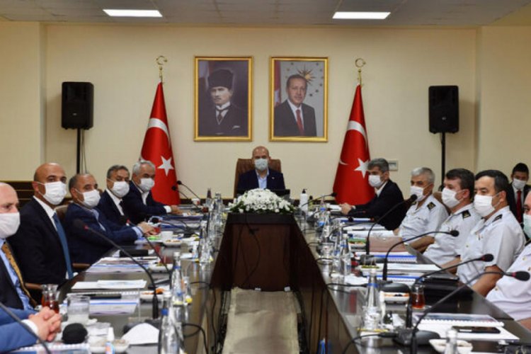 Bakan Soylu, Mersin'de g&uuml;venlik toplantısına katıldı