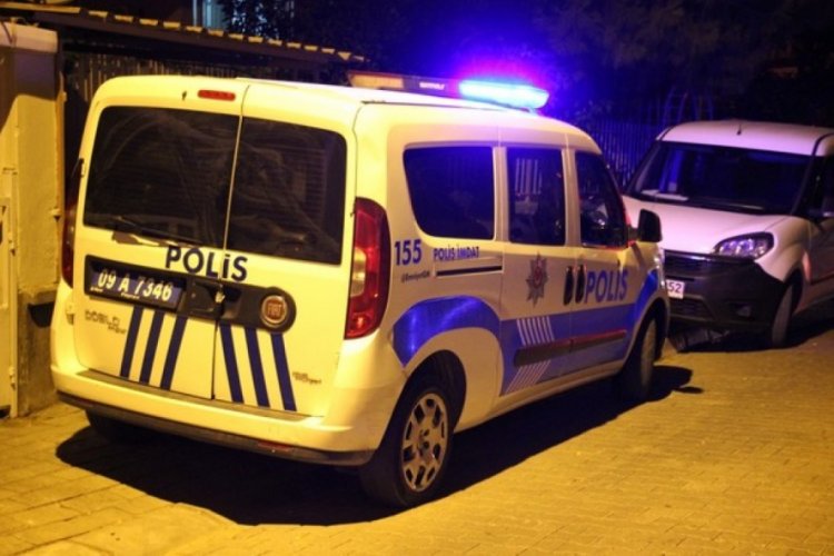 Sokakta unutulan valiz paniğe neden oldu