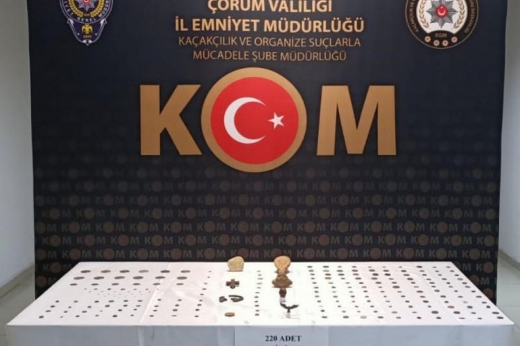 &Ccedil;orum'da tarihi eser operasyonu: 7 g&ouml;zaltı