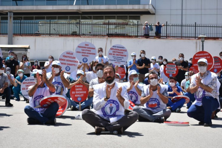 Bursa'da d&ouml;ner sermaye sistemini protesto ettiler, oturma eylemi başlattılar