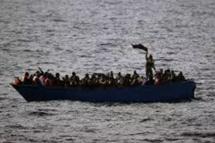 D&uuml;zensiz g&ouml;&ccedil;menler toplu halde ka&ccedil;tı