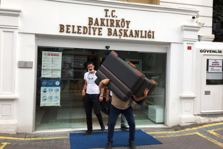 Bakırk&ouml;y Belediyesi'ne haciz şoku