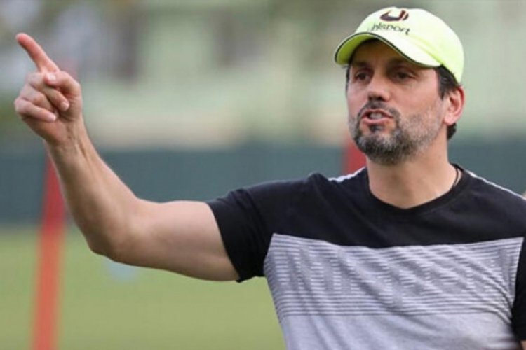 Fenerbah&ccedil;e'de taraftardan Erol Bulut'a tam destek!
