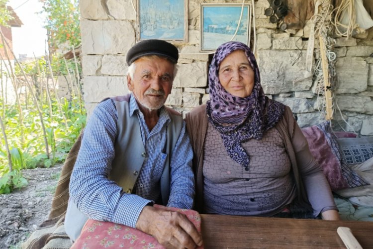 Bursa'da 52 yıldır süren bir aşk hikayesi! (ÖZEL HABER)