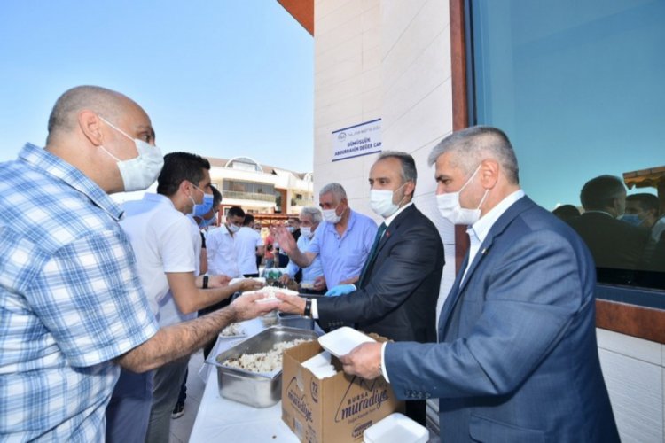 Başkan Aktaş, Bursalılarla bayramlaştı