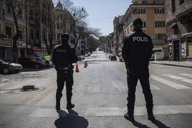 Hakkari'de g&ouml;steri ve y&uuml;r&uuml;y&uuml;şlere ge&ccedil;ici yasak