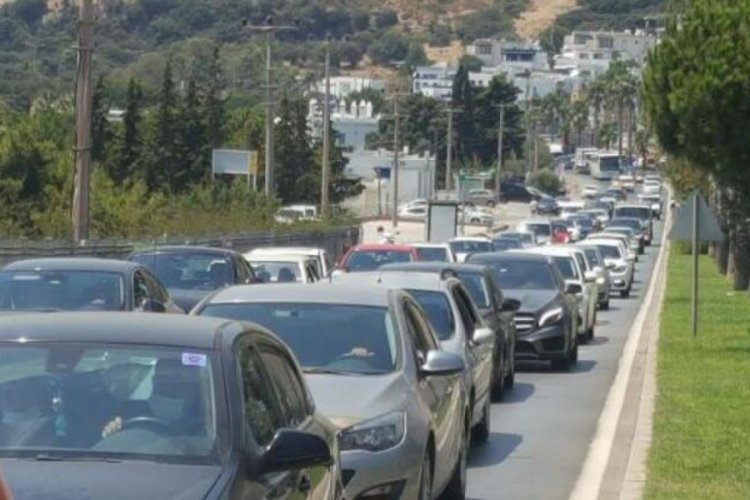 Bodrum'da tatilcilerin d&ouml;n&uuml;ş yolculuğu başladı