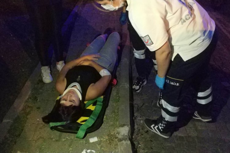 Samsun'da iki otomobil &ccedil;arpıştı: 7 yaralı