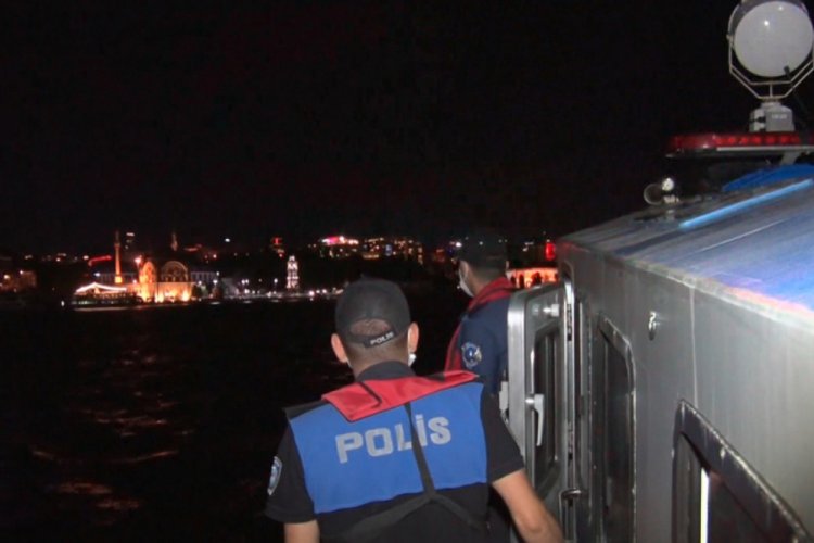 İstanbul Boğazı'ndaki teknelere koronavir&uuml;s denetimi