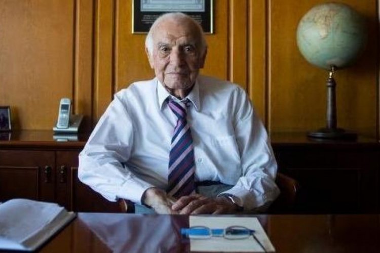 &Uuml;nl&uuml; iş insanı ve siyaset&ccedil;i Murtaza &Ccedil;elikel hayatını kaybetti