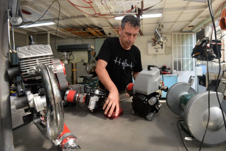 Bursalı girişimci yerli imkanlarla &uuml;rettiği motorları d&uuml;nyaya satıyor