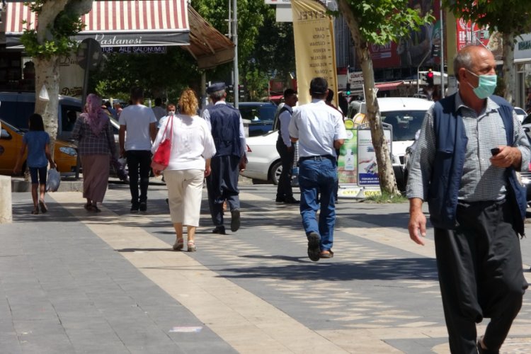 Adıyaman'da 1 g&uuml;nde 28 adres karantina altına alındı