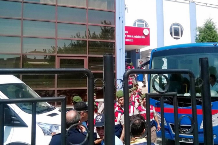 Denizli'de, FET&Ouml;'c&uuml; komiser yardımcısı ve 2 &ouml;ğretmen tutuklandı