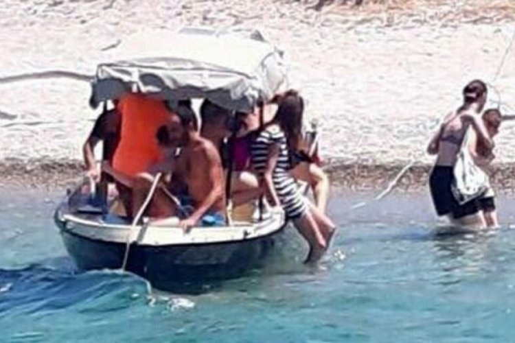 Tekne faciasından sağ kurtulan gen&ccedil; anlattı: Şaka uğruna tekneyi batırdı