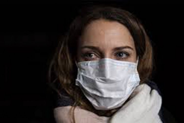 Paris'te a&ccedil;ık havada maske takma zorunluluğu