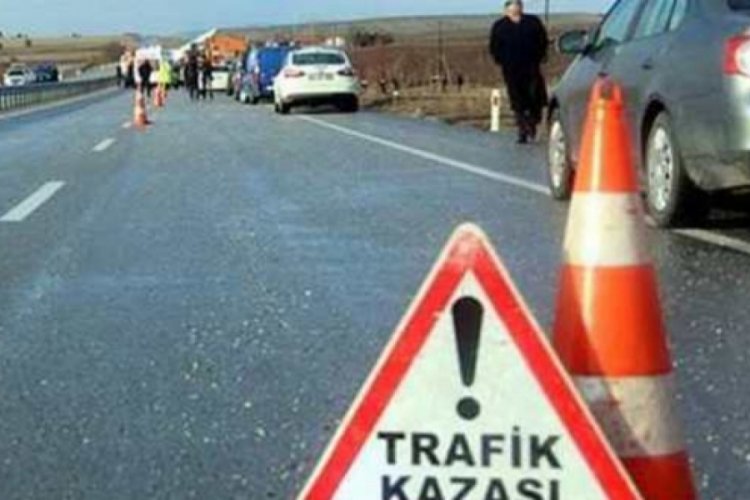 Fabrika iş&ccedil;ileri işe giderken kaza yaptı: 2 &ouml;l&uuml;, 2 yaralı