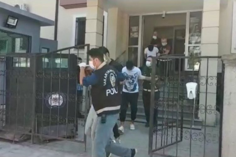Afgan gencin kavgada &ouml;ld&uuml;r&uuml;lmesiyle ilgili 3 tutuklama