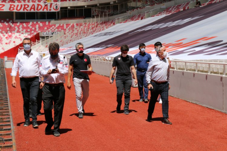 Sivas 4 Eyl&uuml;l Stadı'na UEFA incelemesi