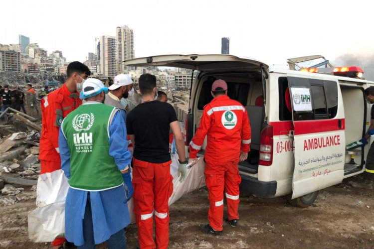 İHH ekipleri Beyrut'ta &ccedil;alışmalara başladı