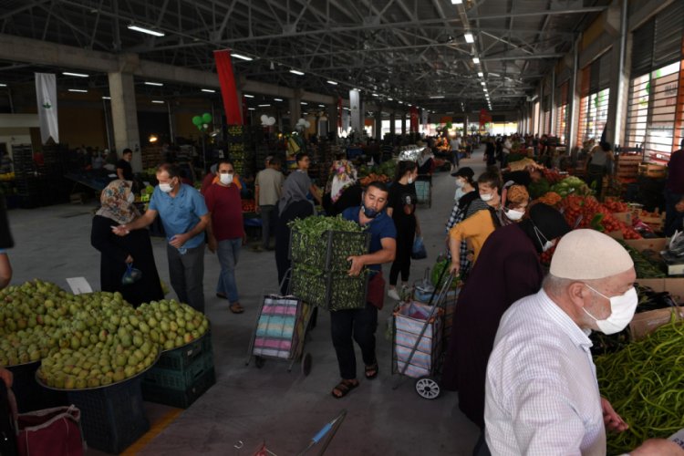 Bursa'da semt pazarları modern tesislere taşınıyor