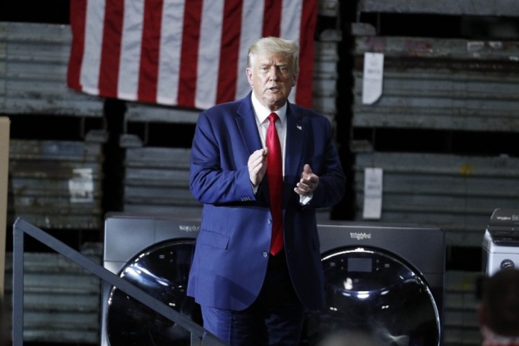 Trump, rakibi Biden'a y&uuml;klendi
