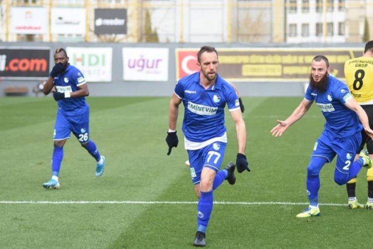 Altay, Jasmin Suck'u kadrosuna kattı