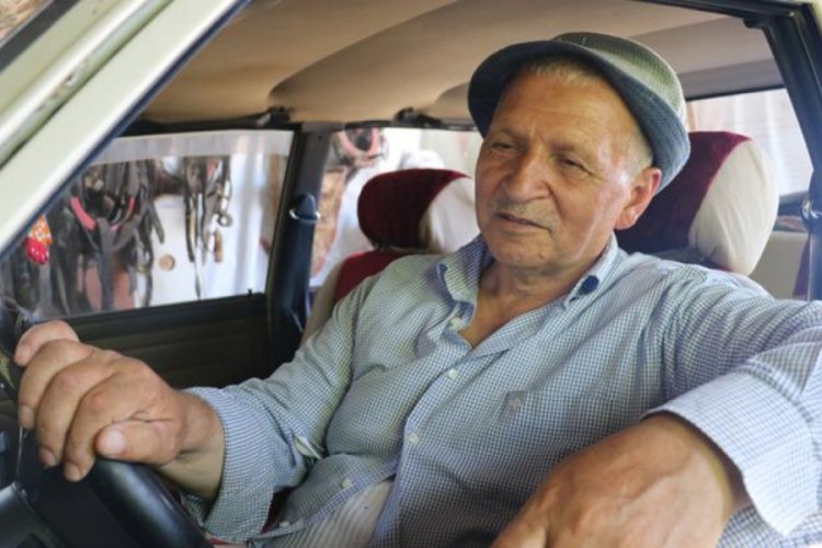 24 yıldır kullandığı ve hi&ccedil; ceza yemediği otomobiline gelen t&uuml;m teklifleri reddediyor