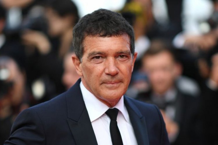 Bug&uuml;n 60 yaşına basan Antonio Banderas: Koronavir&uuml;se yakalandım