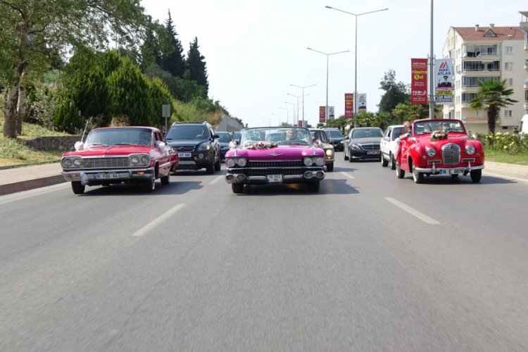 Bursa'da havalı d&uuml;ğ&uuml;n alayı
