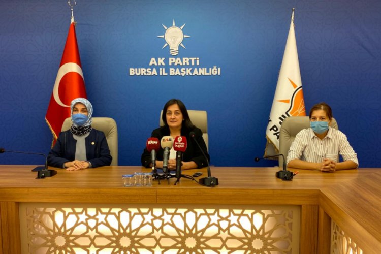 AK Kadınlar'dan ortak su&ccedil; duyurusuna y&ouml;nelik Bursa'da basın a&ccedil;ıklaması