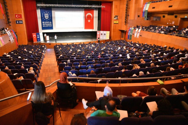 Bursa'da memur adaylarına &uuml;cretsiz KPSS eğitimi